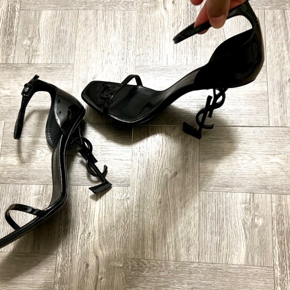 Saint Laurent - BLACK HEEL - Picture 2 of 10